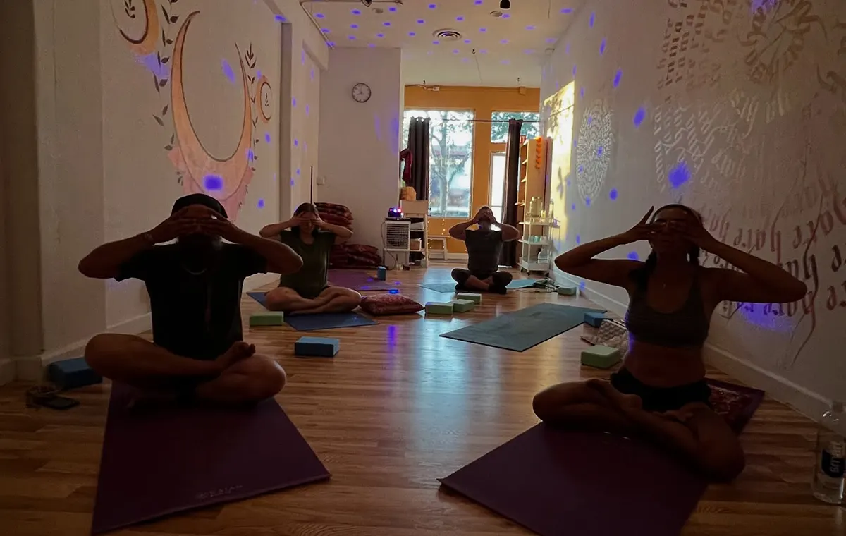 Mantra Room: Yoga, Music Meditation & Meals