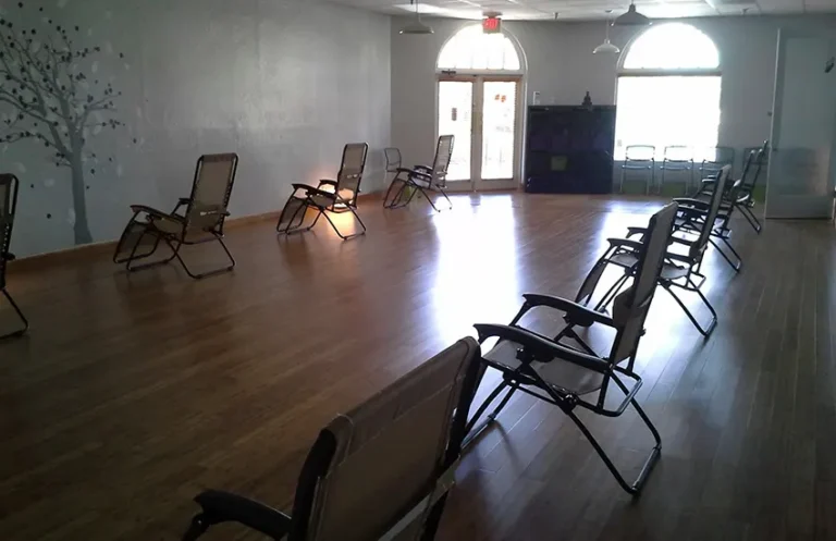 Tempe Yoga: Emerge Community Center