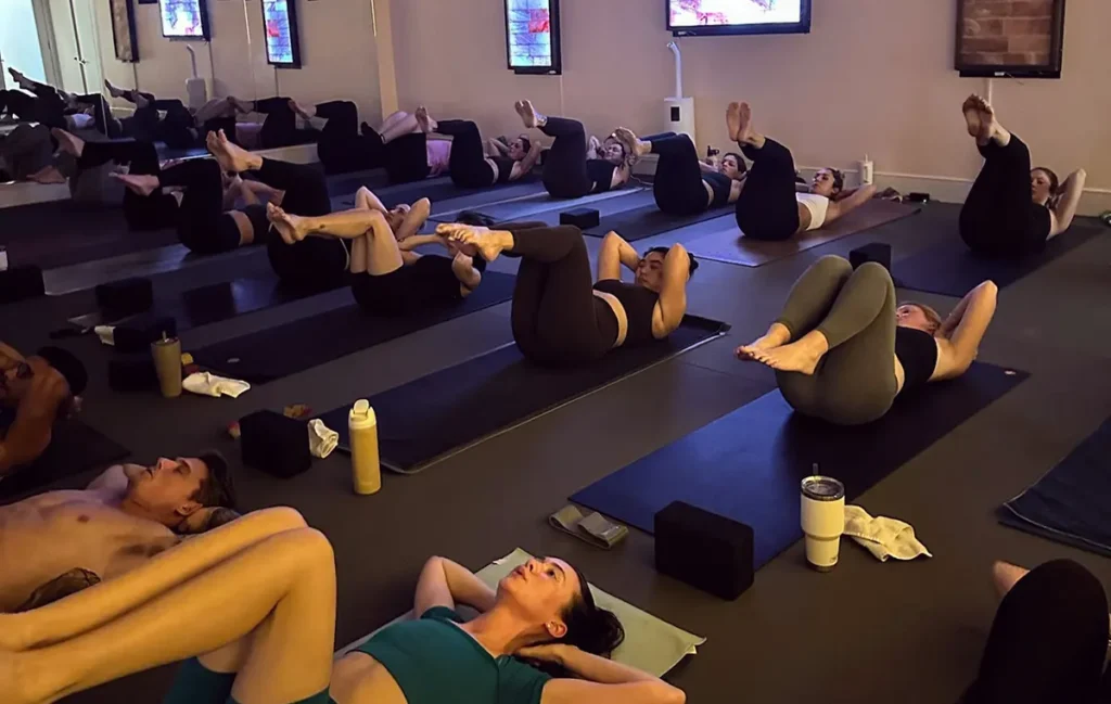 Amore Movement Collective (Yogamore)