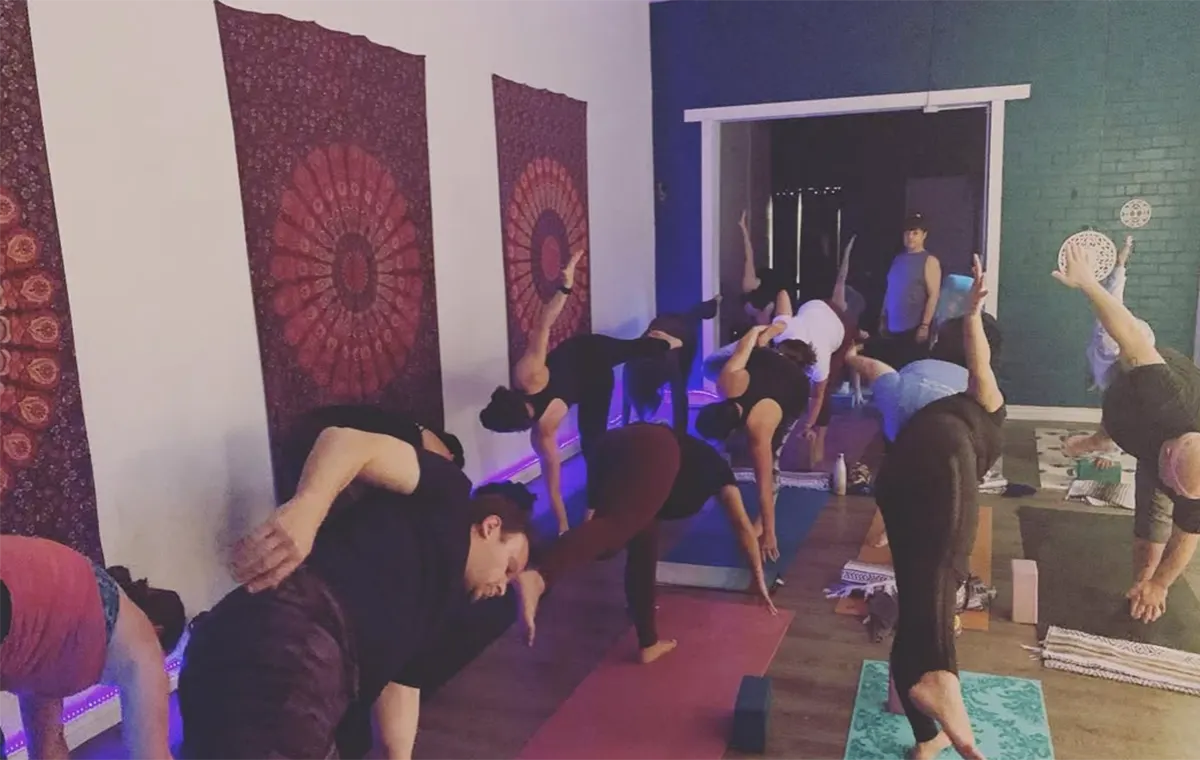 studio 520 yoga | Tucson Yoga Classes – Studio – Teacher Training